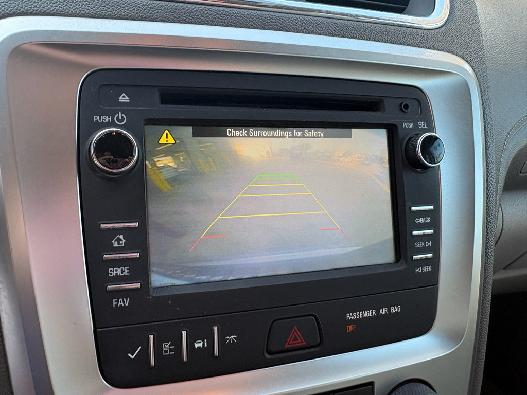 Used 2015 GMC Acadia SLE FWD image 16