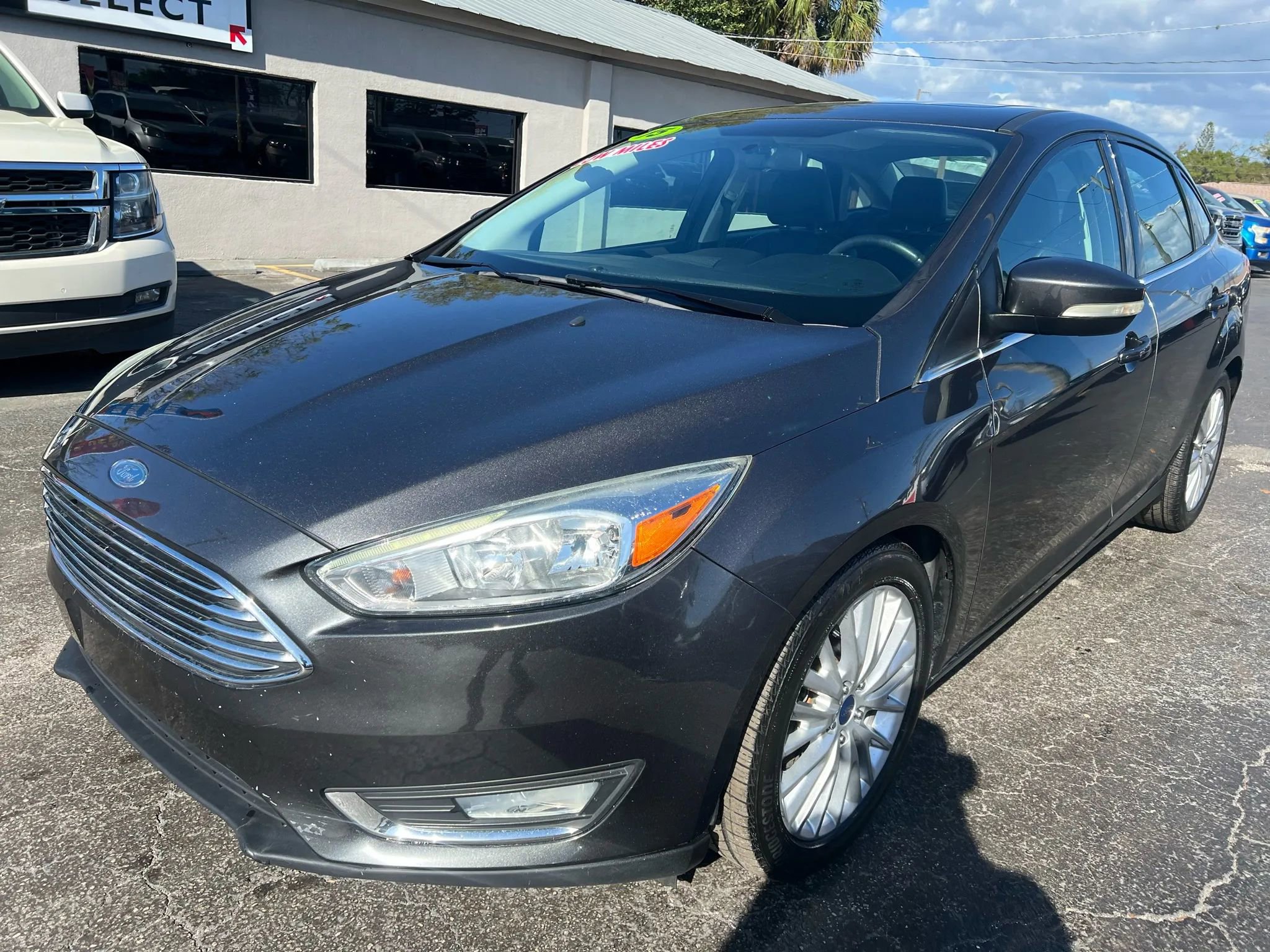 Used 2015 Ford Focus Titanium image 2