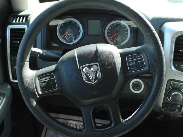 Used 2017 RAM 1500 Classic SLT AWD/4WD image 17