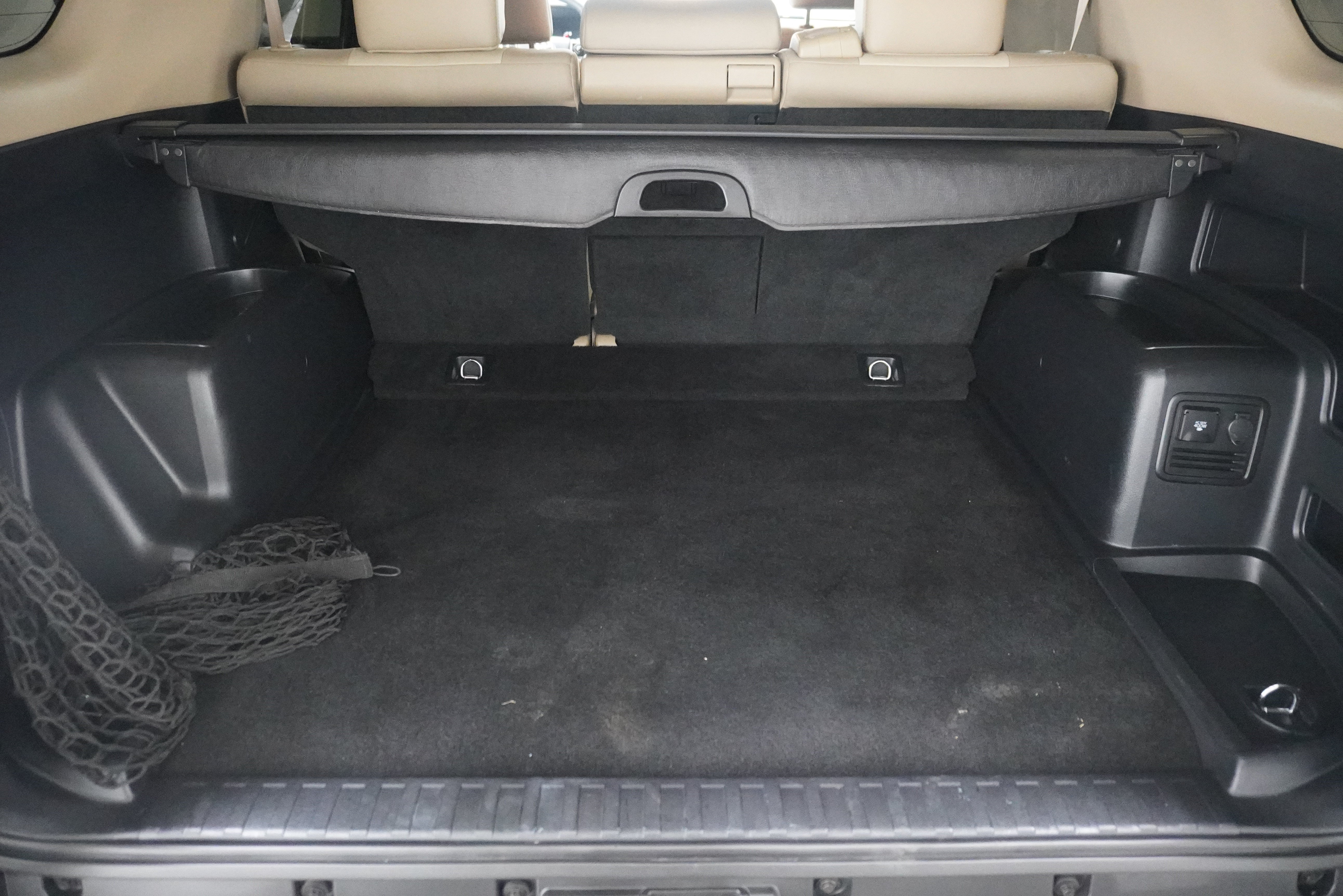 Used 2022 Toyota 4Runner SR5 Premium w/ Moonroof Package RWD image 27