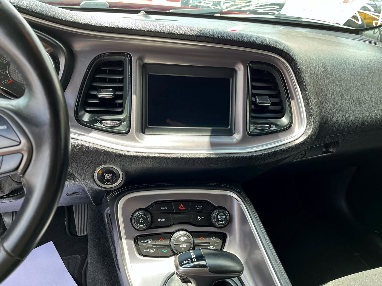 Used 2019 Dodge Challenger SXT image 12