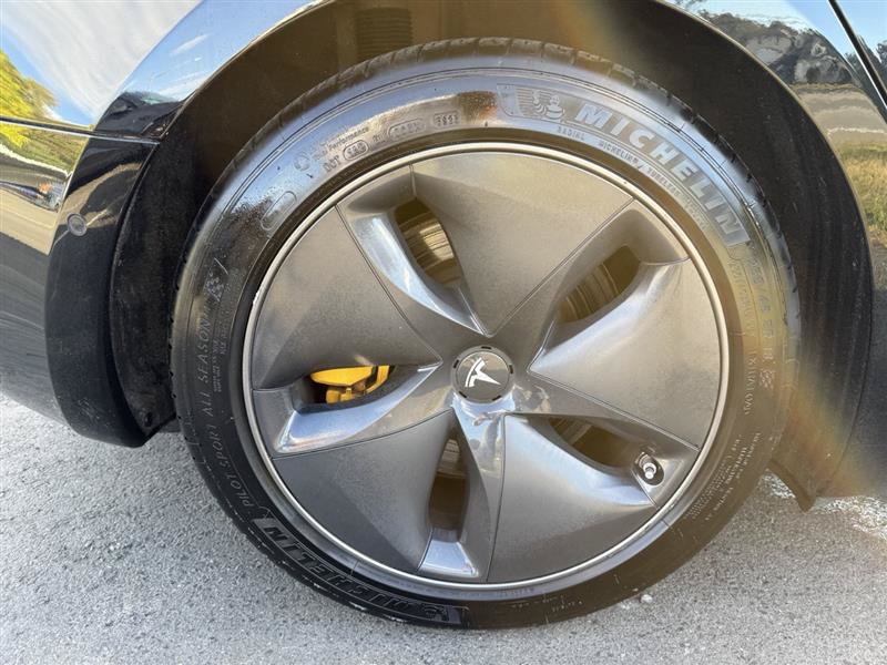 Used 2018 Tesla Model 3 Long Range AWD/4WD image 7