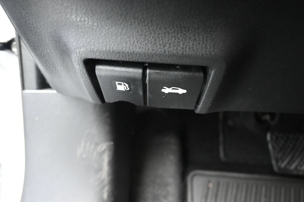 Used 2014 Nissan Juke NISMO RS AWD/4WD image 21