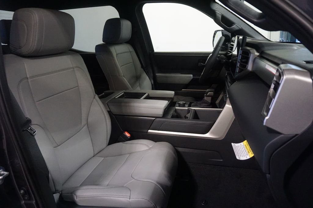 New 2026 Toyota Tundra Limited AWD/4WD image 24