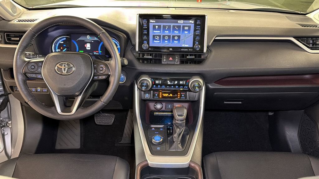 Used 2020 Toyota RAV4 Limited image 17