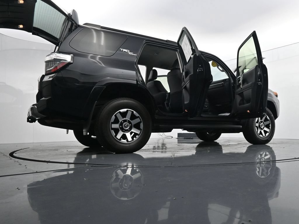 Used 2023 Toyota 4Runner TRD Off-Road Premium AWD/4WD image 48