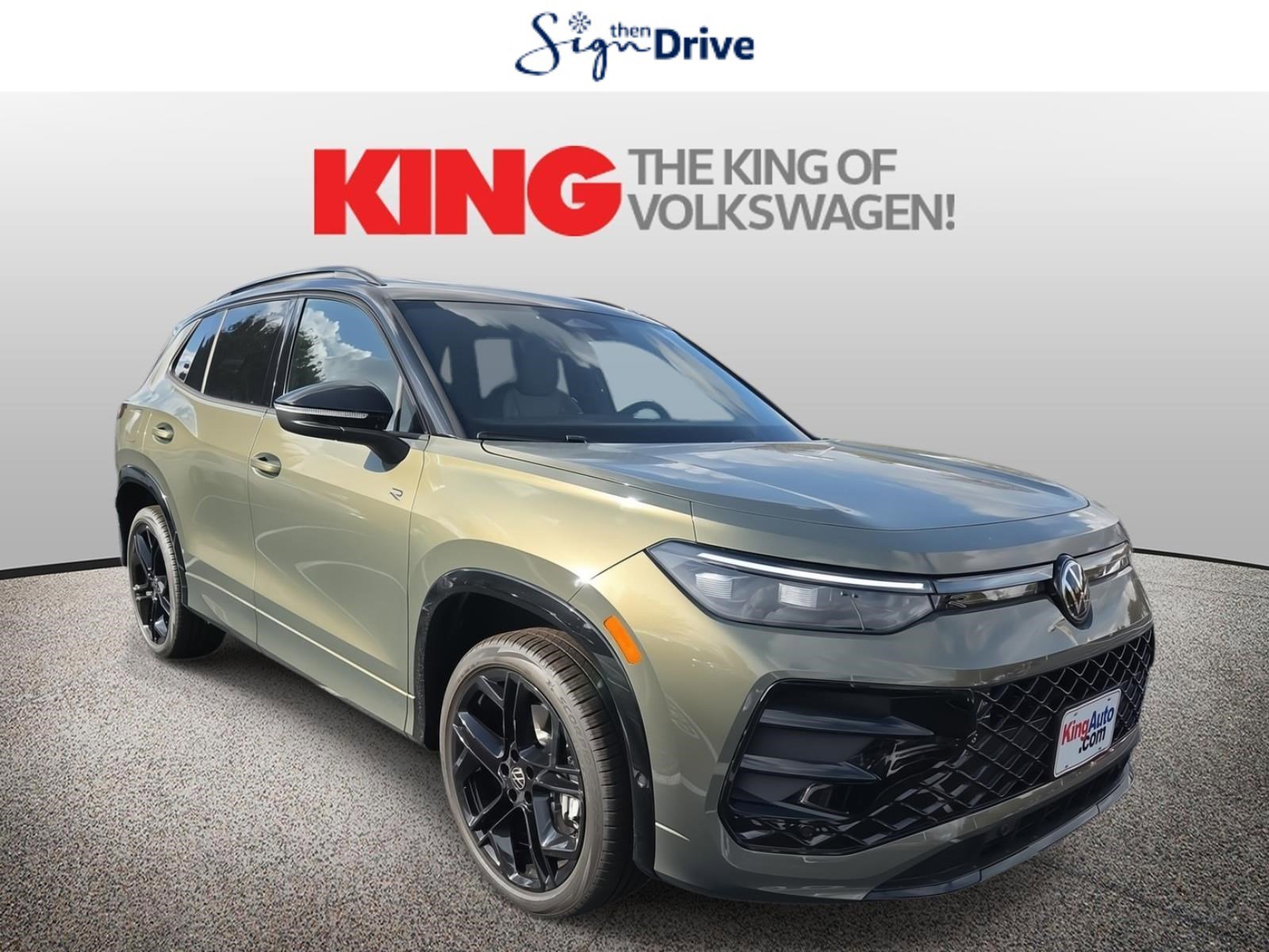 New 2025 Volkswagen Tiguan SE R-Line