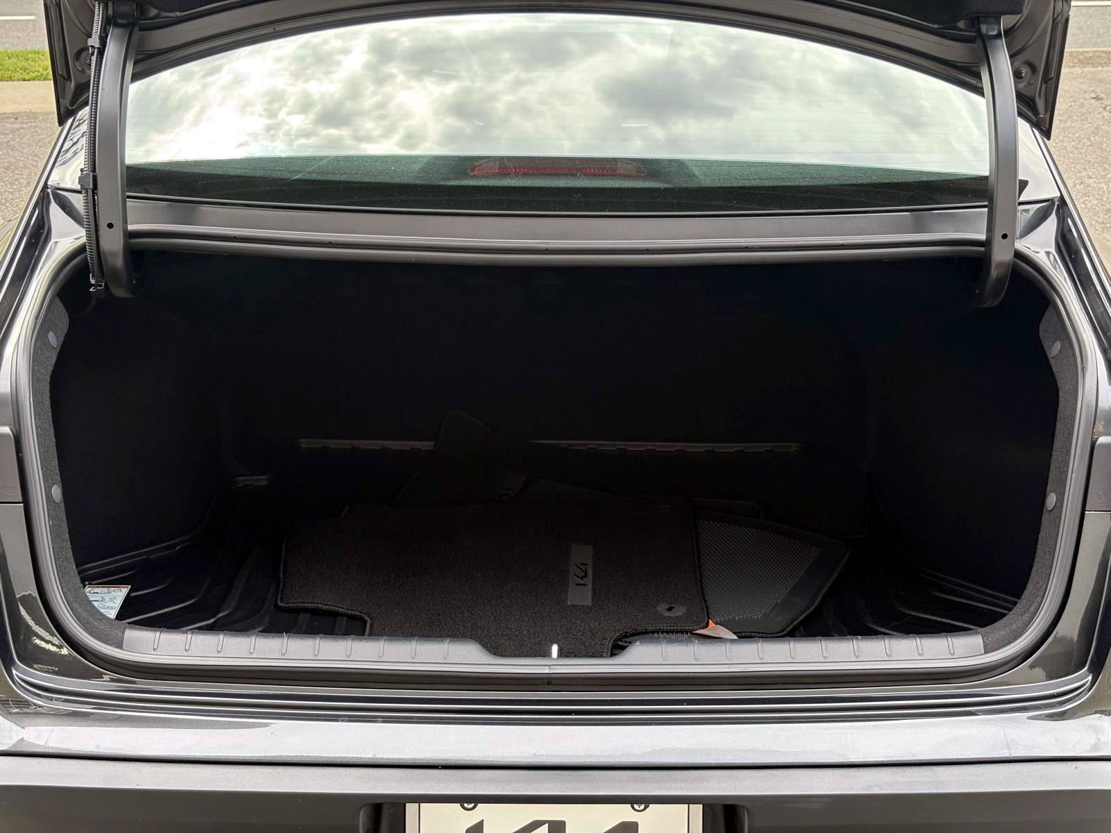 Certified 2025 Kia K4 FWD image 9