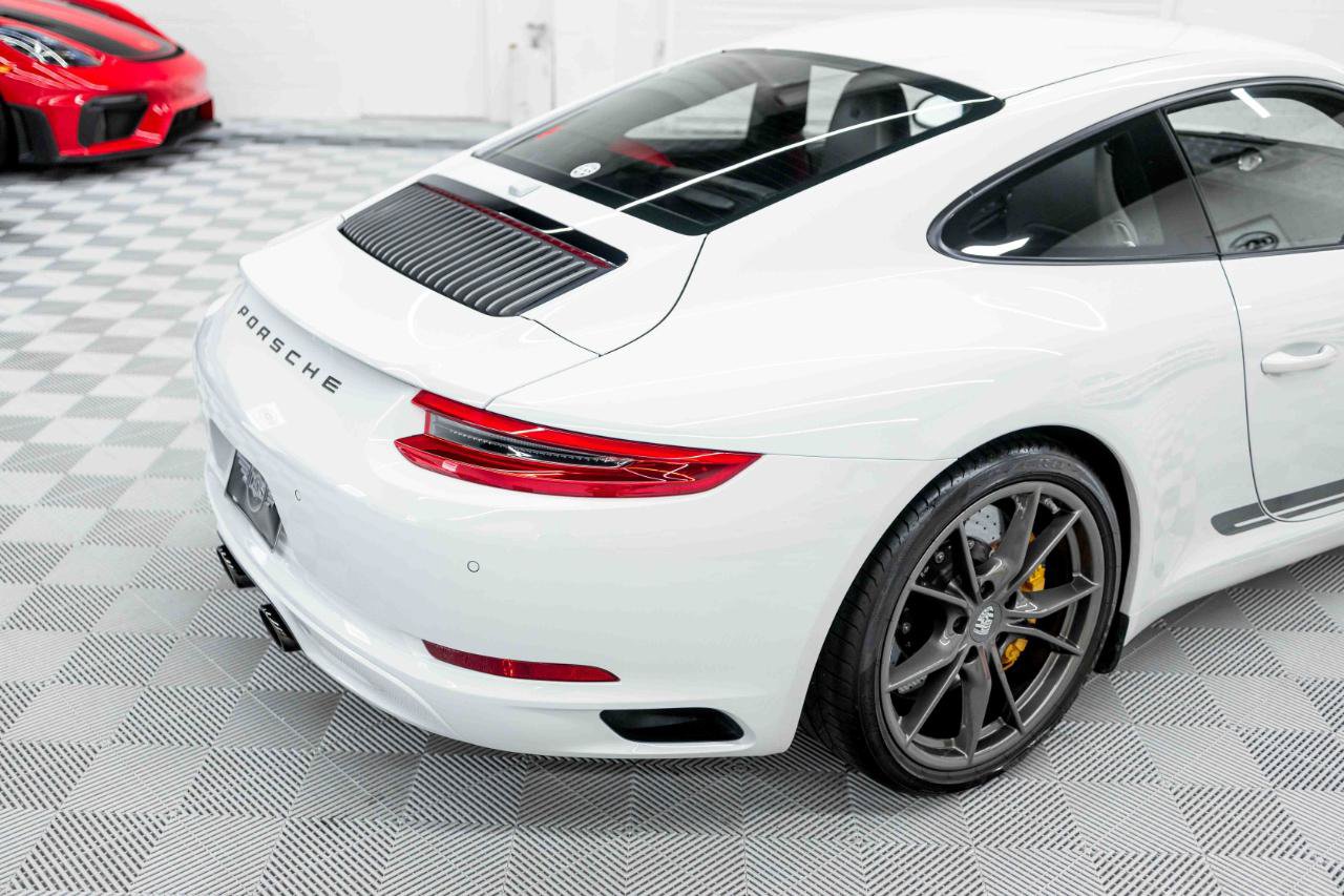 Used 2018 Porsche 911 Carrera T RWD image 24