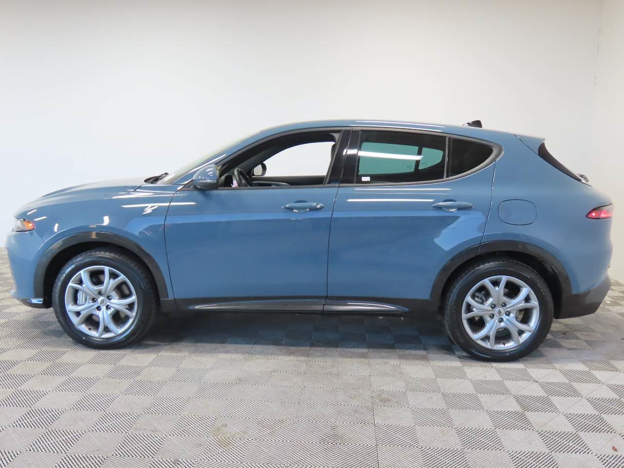 Used 2024 Dodge Hornet R/T Plus AWD/4WD image 5