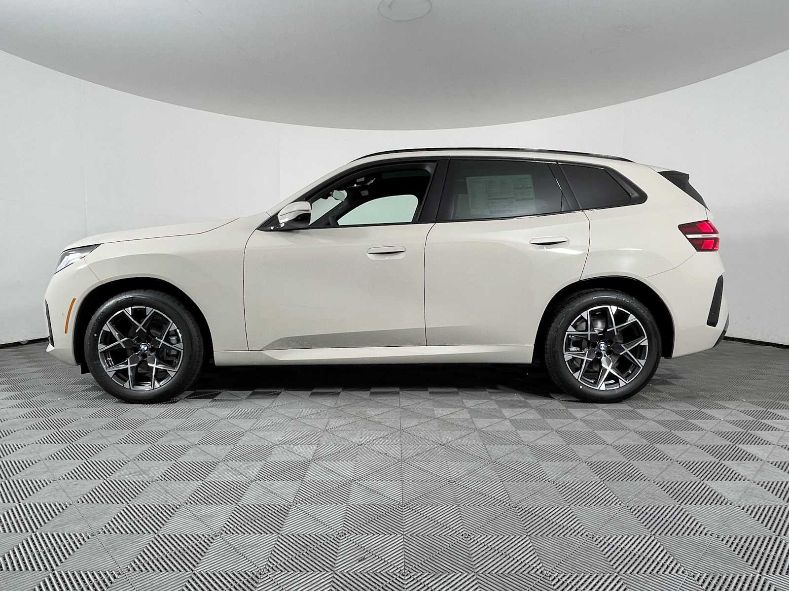 New 2026 BMW X3 xDrive30 w/ Premium Package image 7