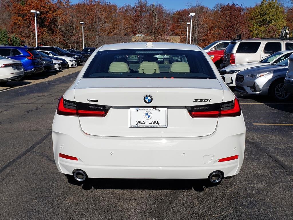 New 2026 BMW 330i xDrive Sedan w/ Premium Package image 5