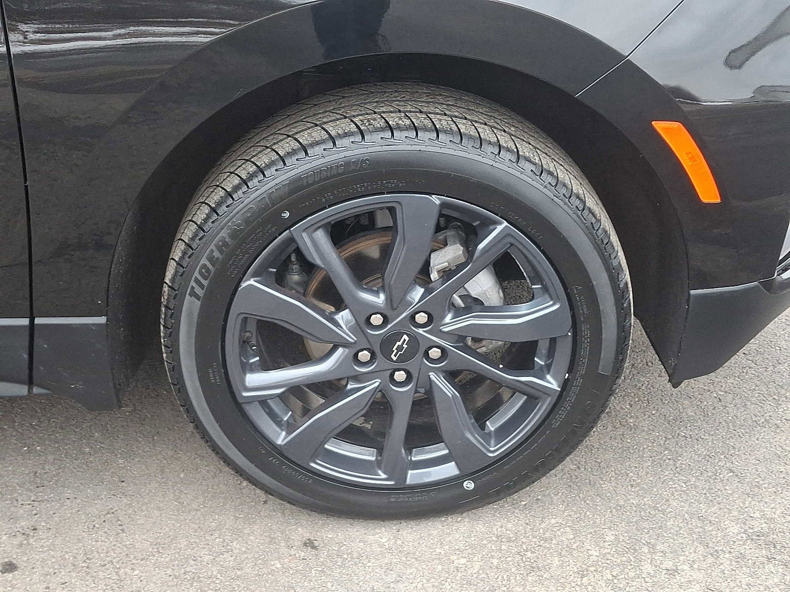 Used 2023 Chevrolet Equinox RS image 8