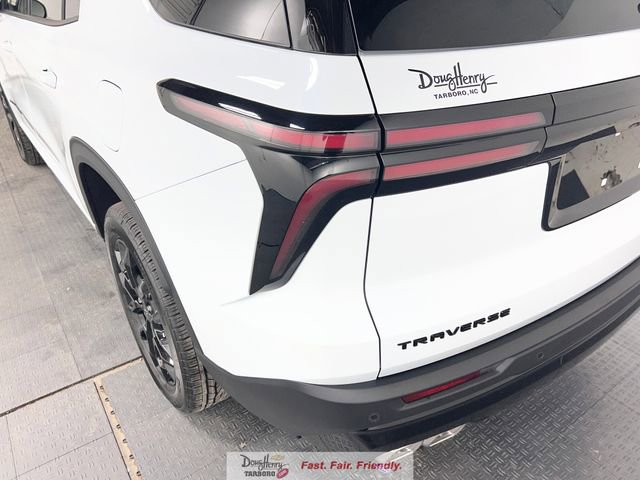 New 2026 Chevrolet Traverse LT w/ Midnight/Sport Edition FWD image 13