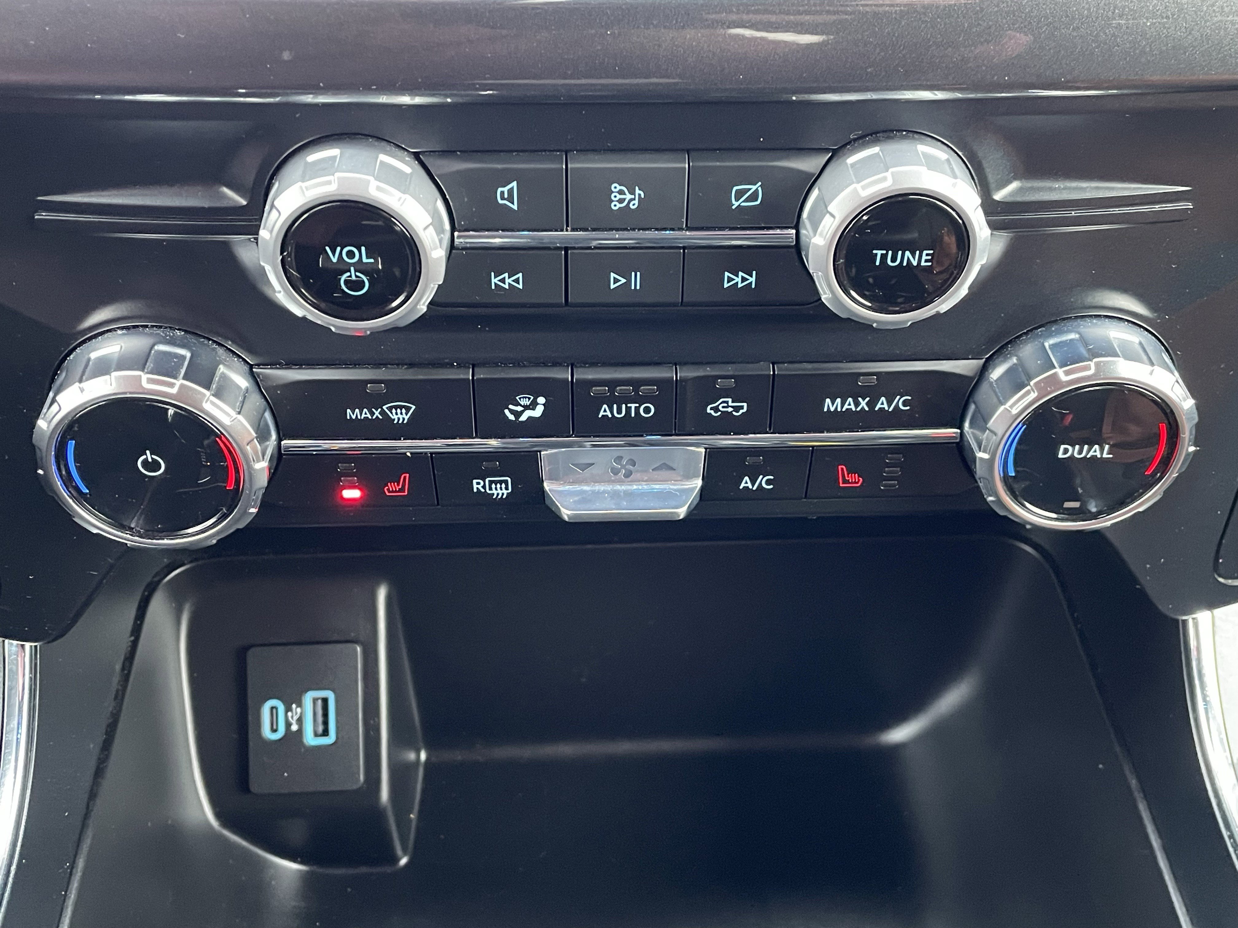 Used 2023 Ford F150 XLT w/ Equipment Group 302A High image 23