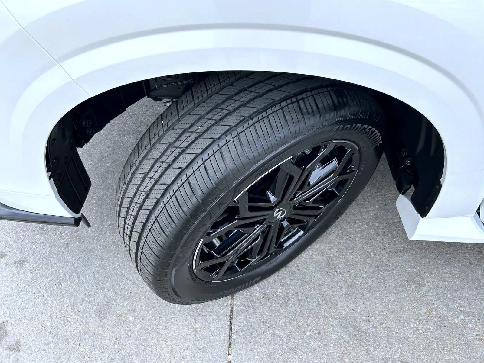 New 2026 INFINITI QX80 4WD image 25