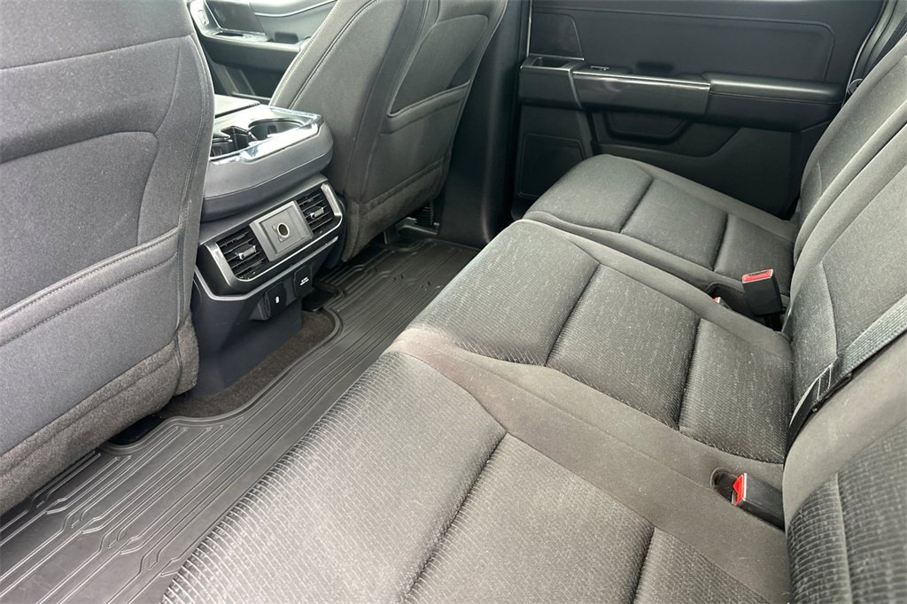 Used 2021 Ford F150 XLT w/ Equipment Group 302A High image 13