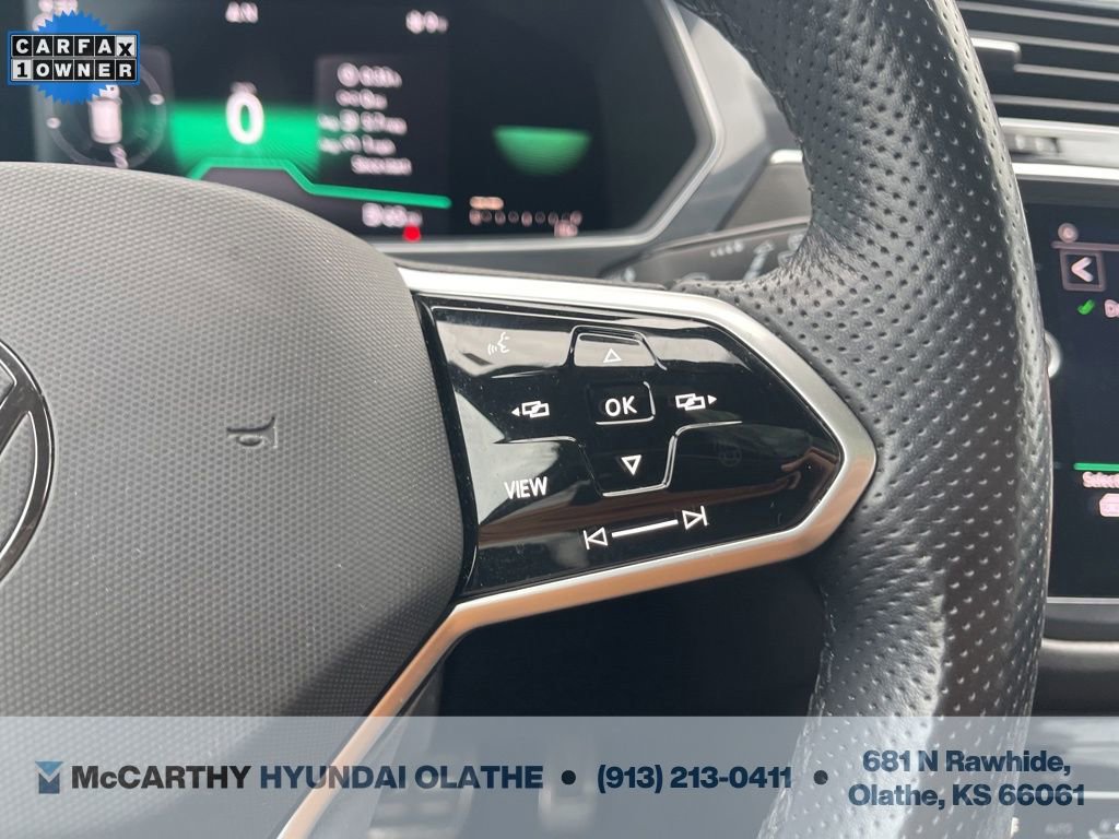 Used 2022 Volkswagen Tiguan SE R-Line image 32