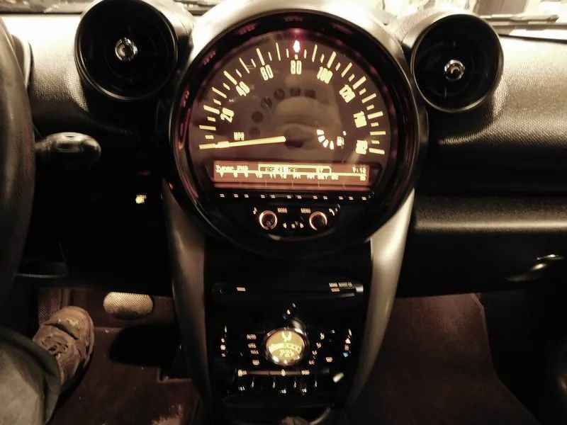Used 2015 MINI Cooper Countryman w/ Premium Package FWD image 30