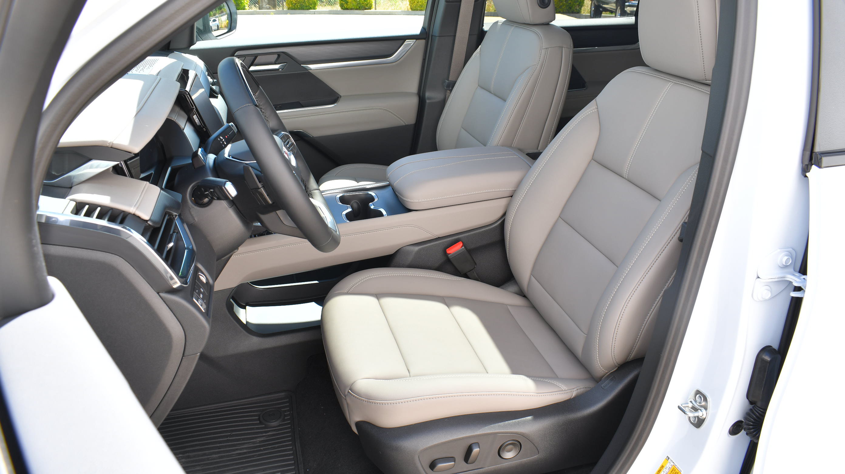 New 2026 GMC Acadia Elevation w/ Super Cruise Package FWD image 23