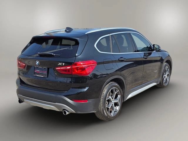 Used 2018 BMW X1 xDrive28i AWD/4WD image 5