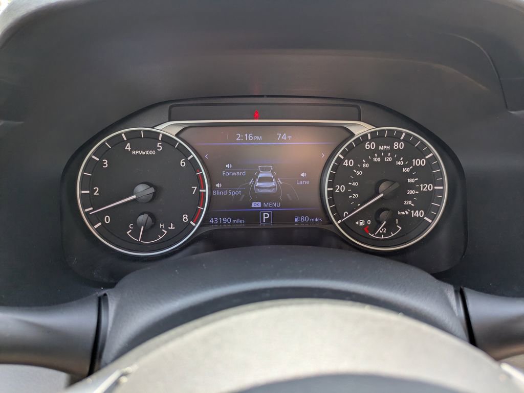 Used 2025 Nissan Altima 2.5 SV FWD image 14