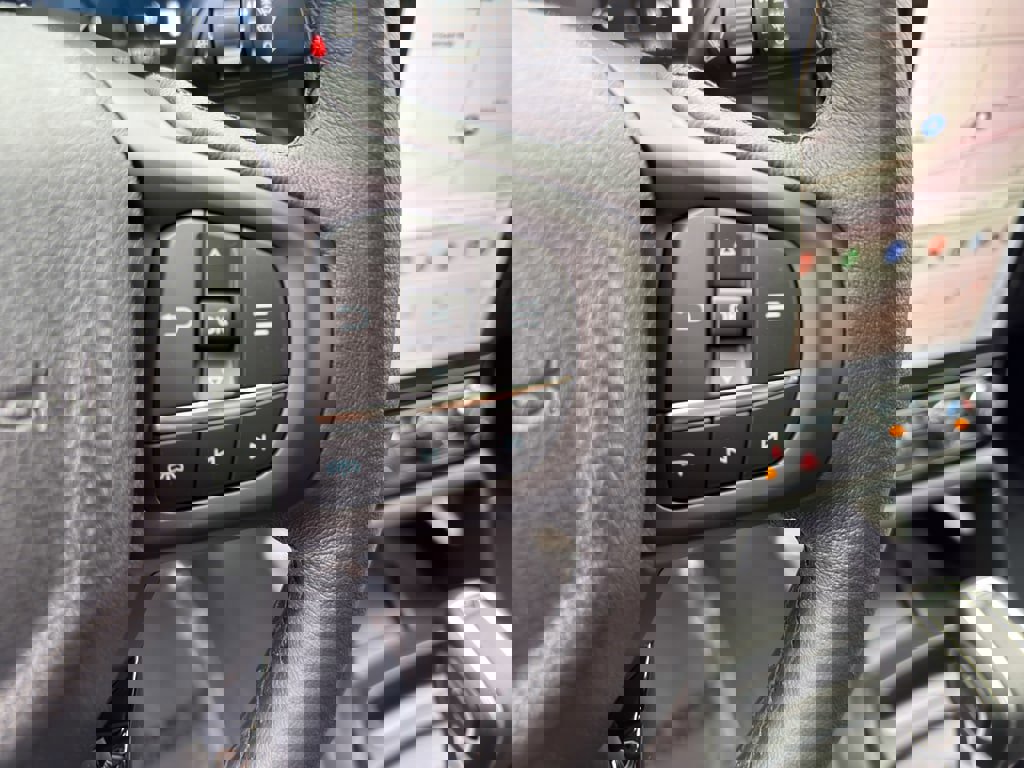 New 2025 Ford Ranger Lariat w/ FX4 Off-Road Package image 42