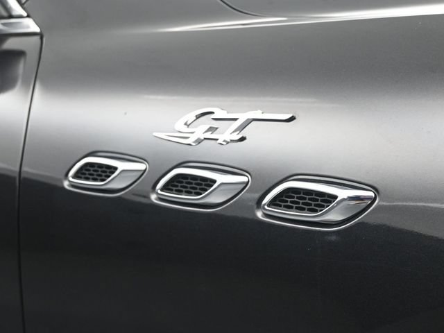 Used 2023 Maserati Levante GT AWD/4WD image 36
