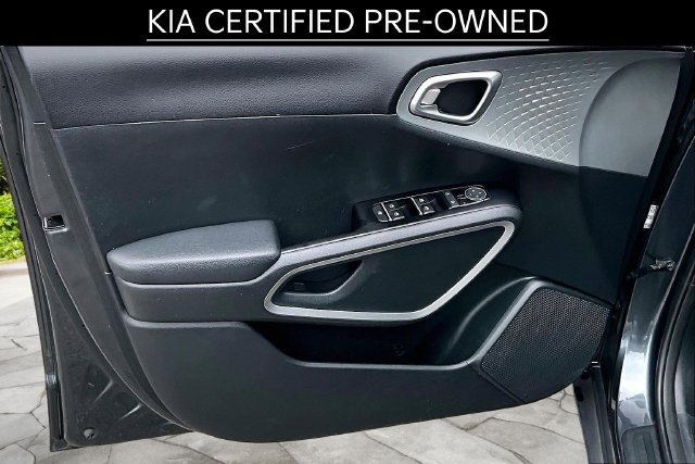 Certified 2023 Kia Soul LX w/ LX Technology Package FWD image 20