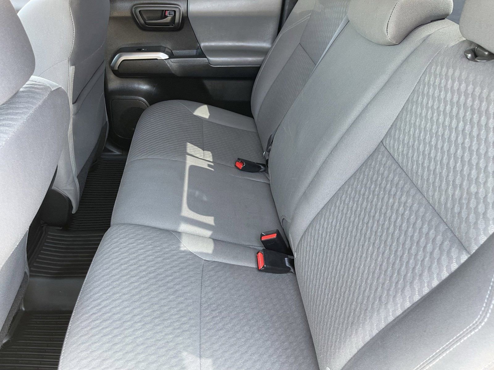 Used 2021 Toyota Tacoma SR5 RWD image 19
