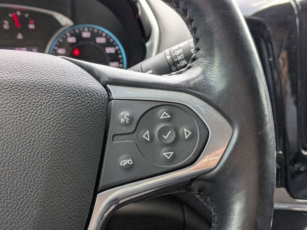 Used 2021 Chevrolet Traverse LT FWD image 26