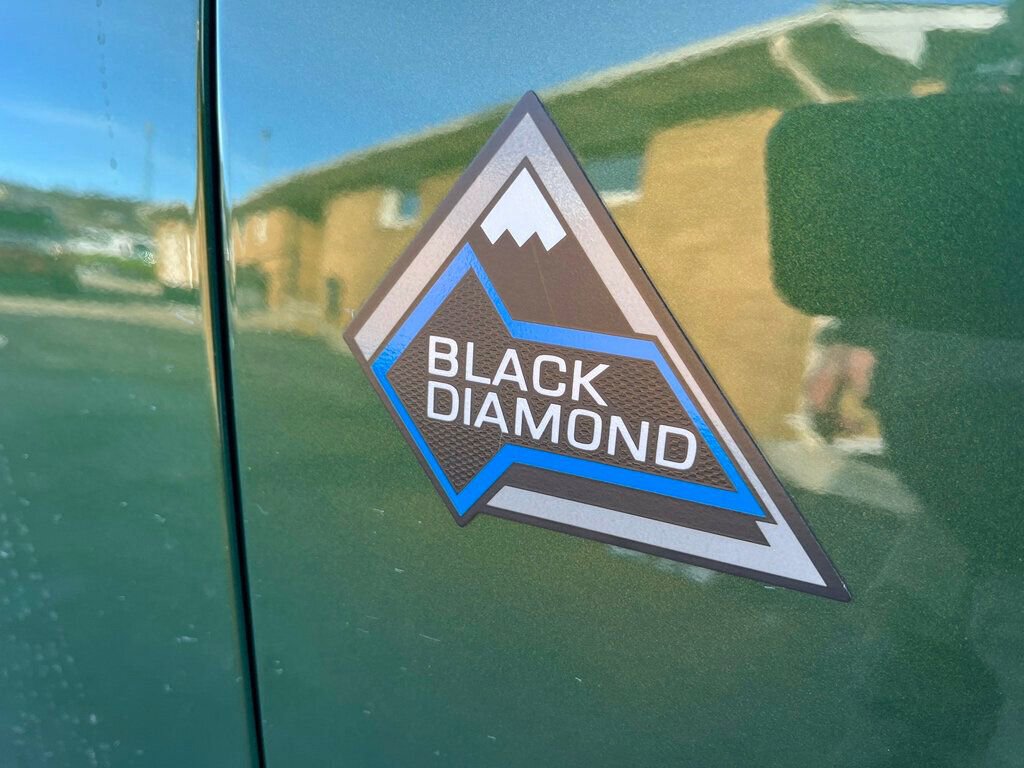 Used 2024 Ford Bronco Black Diamond image 18