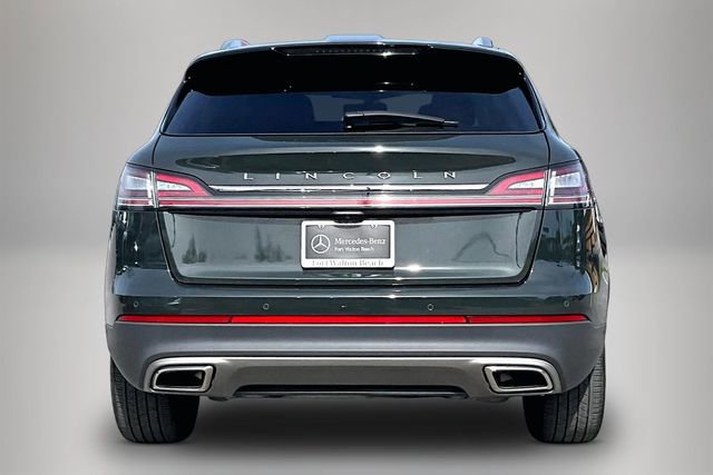 Used 2023 Lincoln Nautilus Reserve w/ Equipment Group 201A image 6