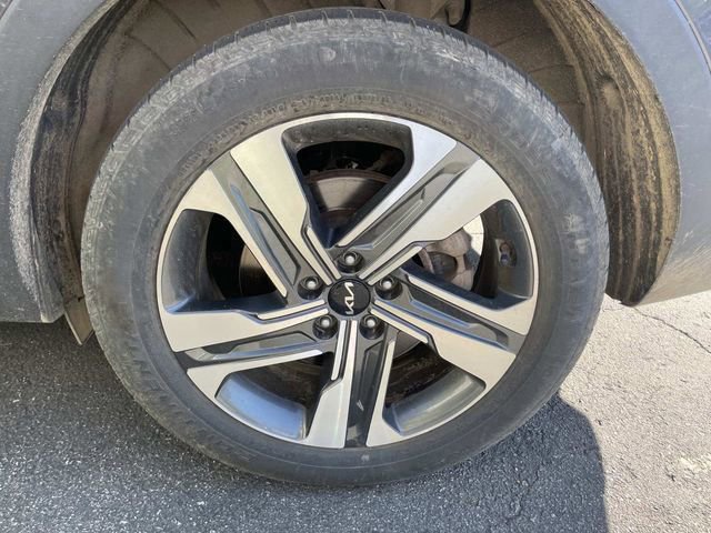 Used 2023 Kia Sorento SX Prestige w/ Panoramic Sunroof Package AWD/4WD image 32