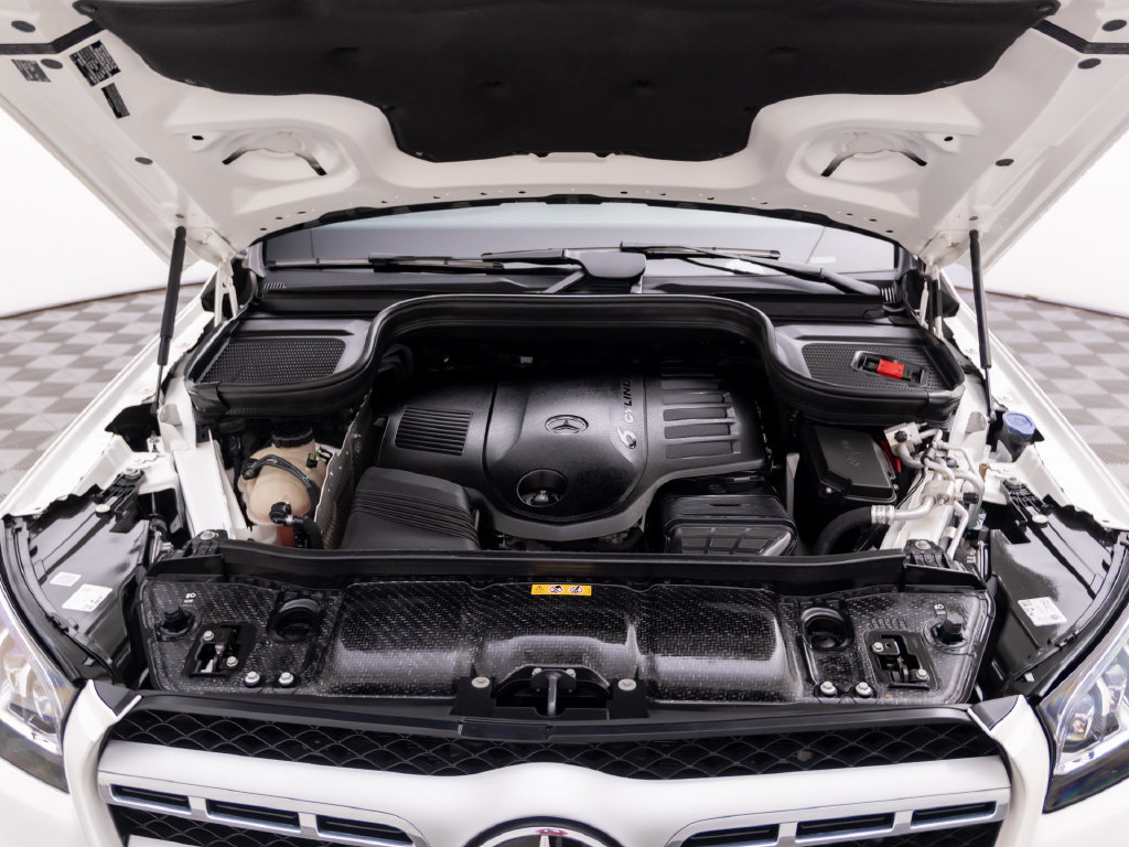 Used 2022 Mercedes-Benz GLS 450 4MATIC image 33