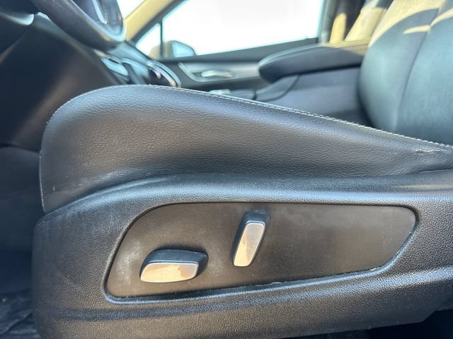 Used 2020 Cadillac XT5 Luxury FWD image 14
