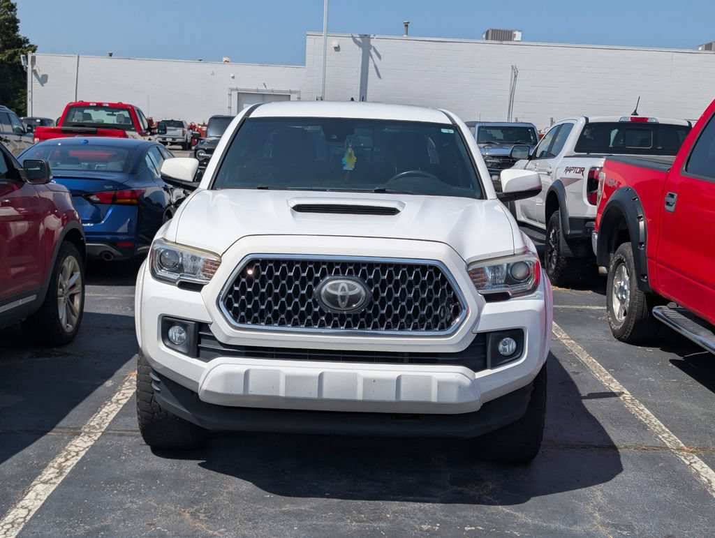 Used 2019 Toyota Tacoma TRD Sport RWD image 5