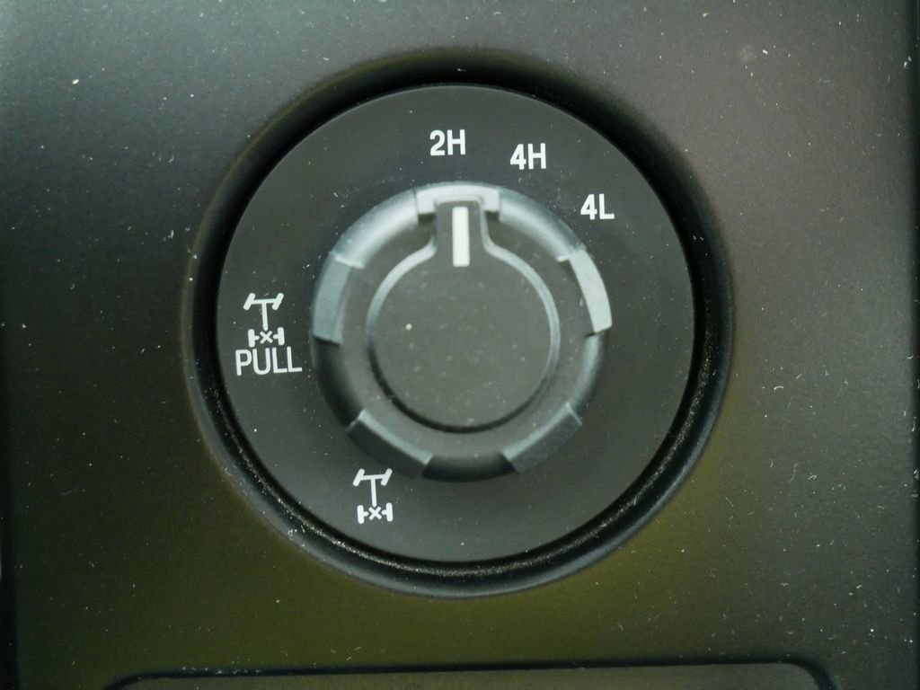 Used 2013 Ford F150 FX4 w/ FX Appearance Pkg image 32