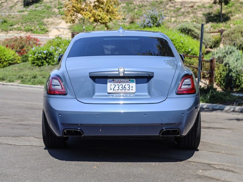 Used 2024 Rolls-Royce Ghost Black Badge AWD/4WD image 4