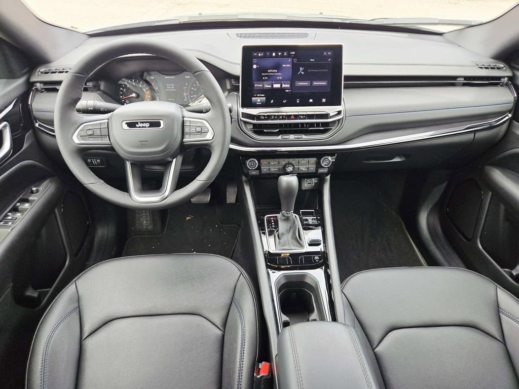 Certified 2026 Jeep Compass Limited AWD/4WD image 9