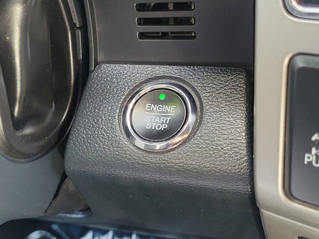 Certified 2022 Ford F250 Lariat w/ Lariat Ultimate Package image 14