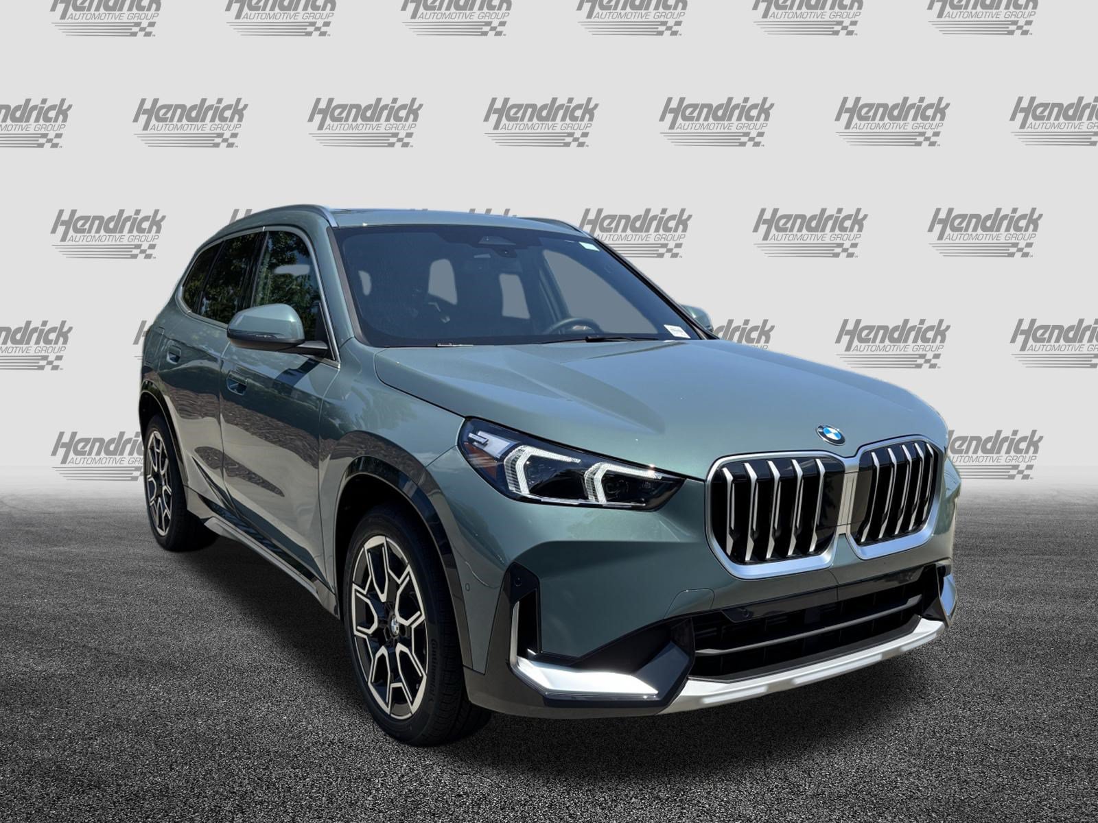 New 2026 BMW X1 xDrive28i w/ Convenience Package AWD/4WD image 2