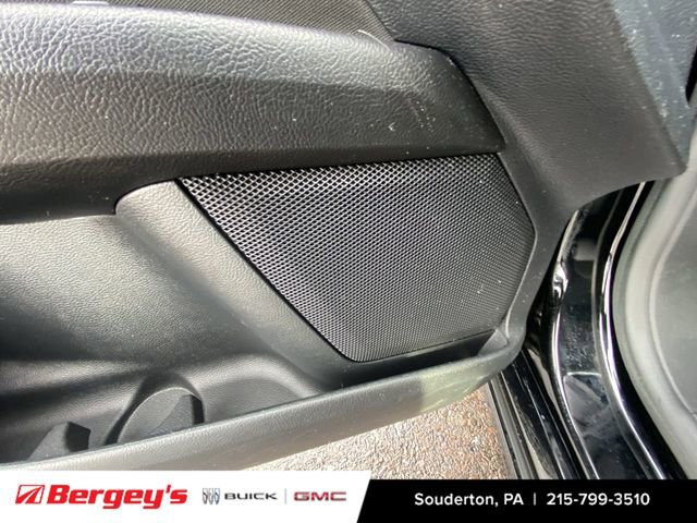 Used 2018 Ford Fusion SE w/ Fusion SE Technology Package image 27