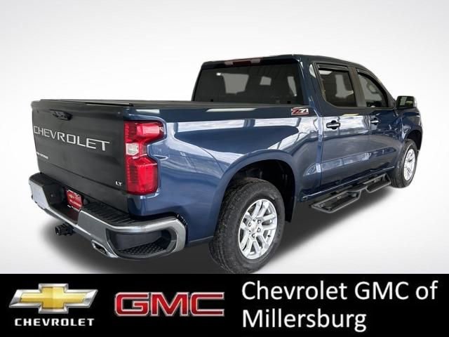 Used 2023 Chevrolet Silverado 1500 LT w/ Z71 Off-Road Package AWD/4WD image 3