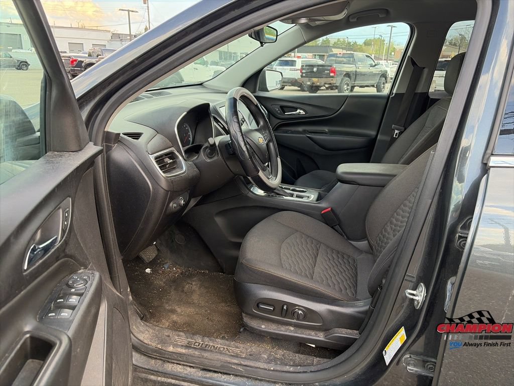 Used 2018 Chevrolet Equinox LT FWD image 15