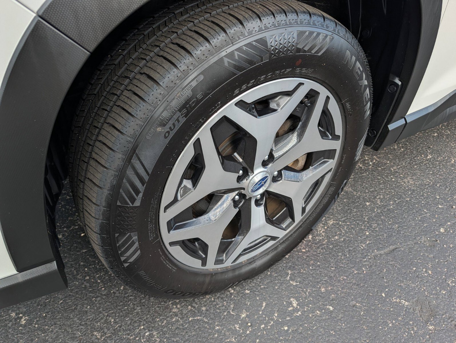 Certified 2023 Subaru Forester Premium AWD/4WD image 19