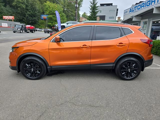 Used 2022 Nissan Rogue Sport SV image 3