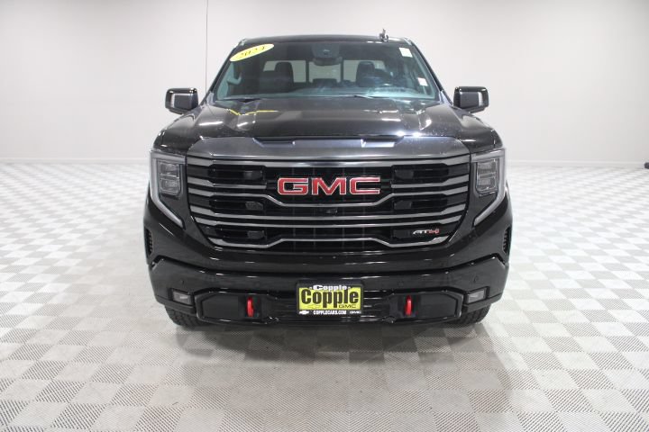Used 2024 GMC Sierra 1500 AT4 w/ Technology Package AWD/4WD image 6