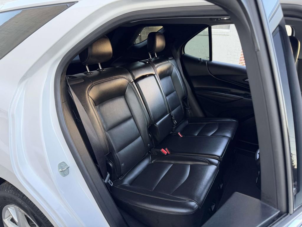 Used 2020 Chevrolet Equinox Premier AWD/4WD image 16