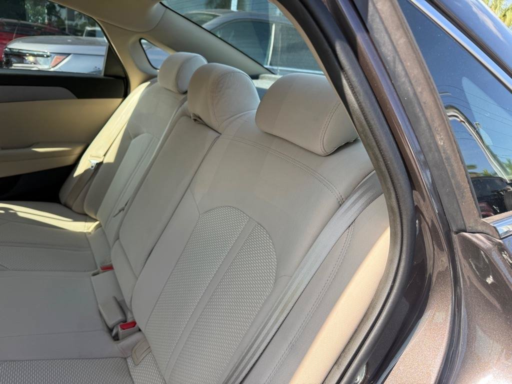 Used 2016 Hyundai Sonata SE FWD image 28